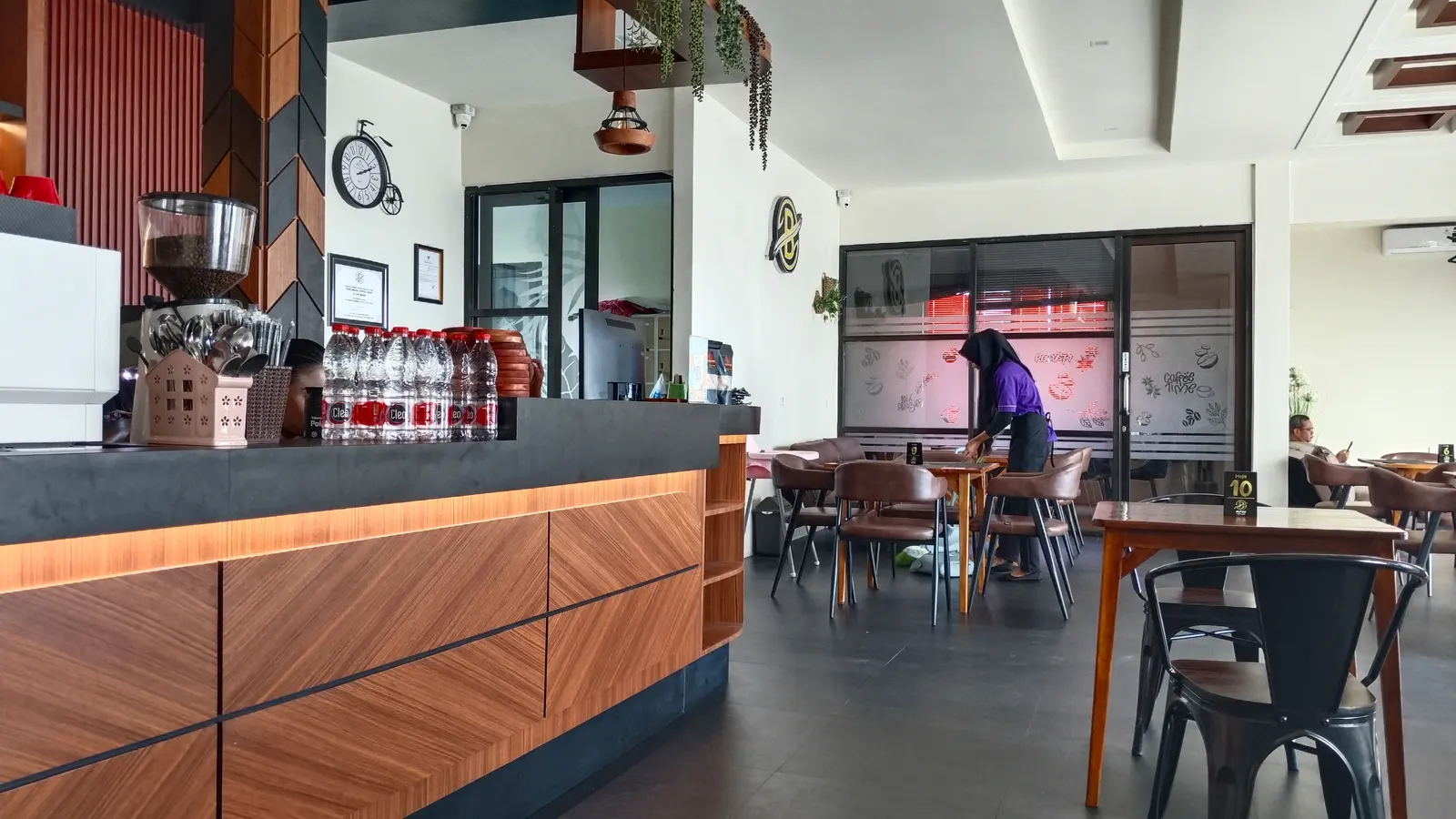 BUI'DO COFFEE SHOP & CAR WASH