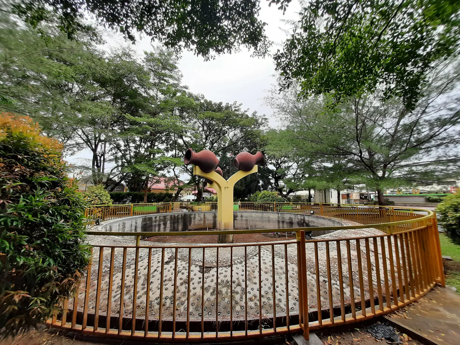 Ruang Terbuka Hijau (RTH) Kota Tengah — photo 4